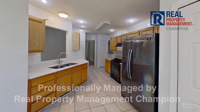 Building Photo - 315 Peppertree Ct