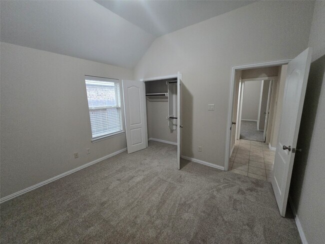 Building Photo - 9126 Monarch Field Ln