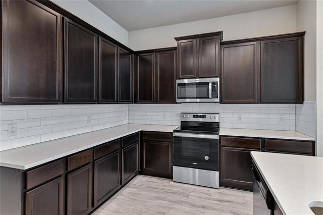 Building Photo - 206 Miramar Ave