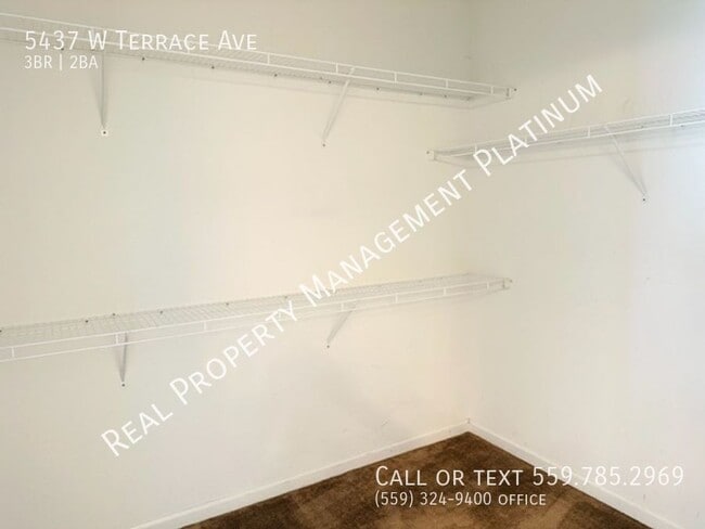 Building Photo - 5437 W Terrace Ave