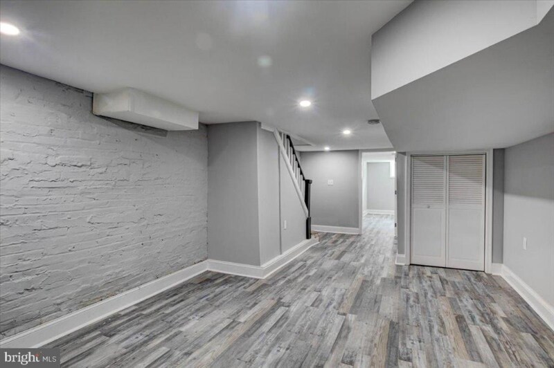 Building Photo - 514 S Lehigh St