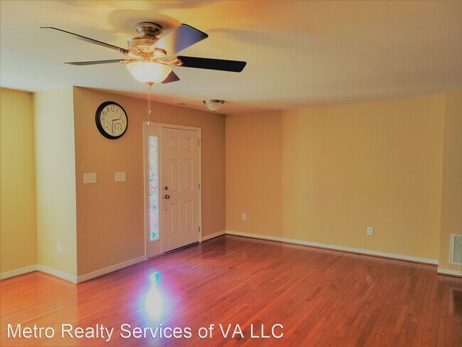 Building Photo - 3 br, 2.5 bath House - 13624 Baycraft Terrace