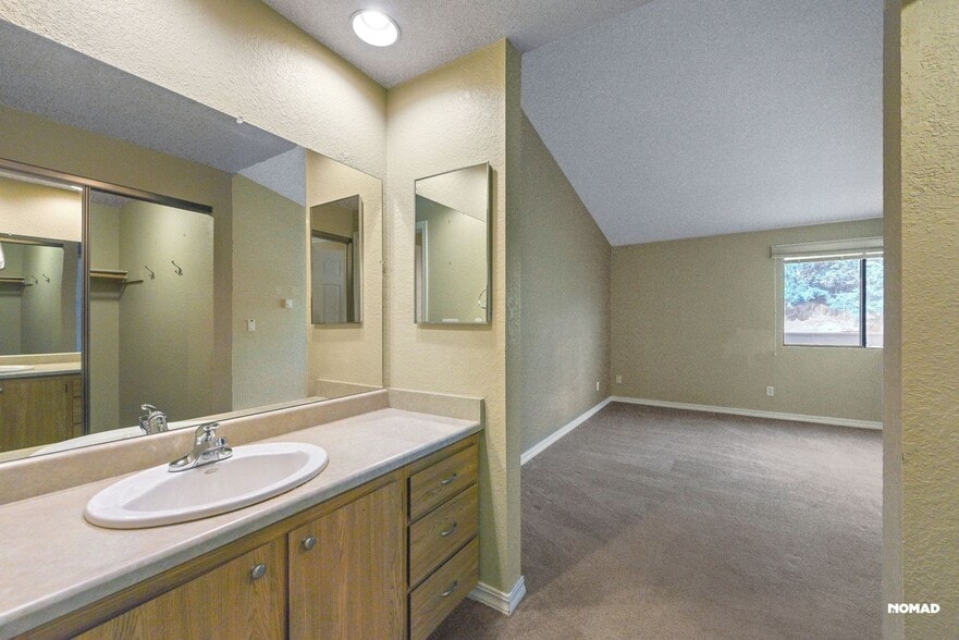 Building Photo - 1710 W Sunn Fjord Ln