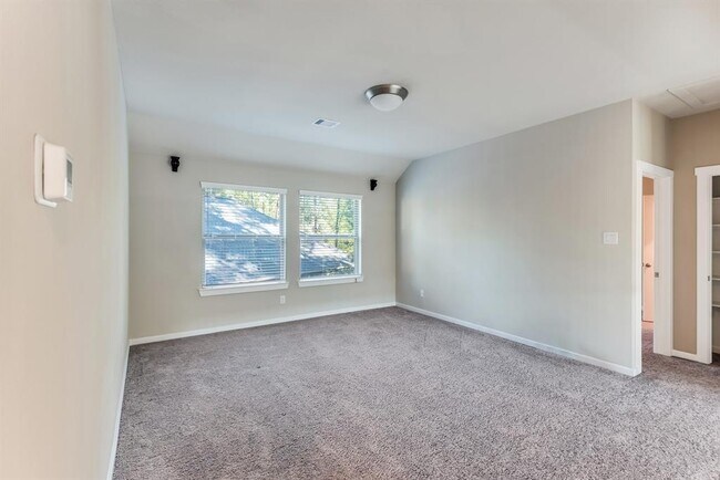 Building Photo - 104 Windflower Track Ct