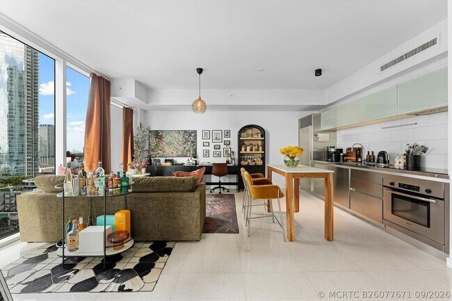 Building Photo - 1040 Biscayne Blvd