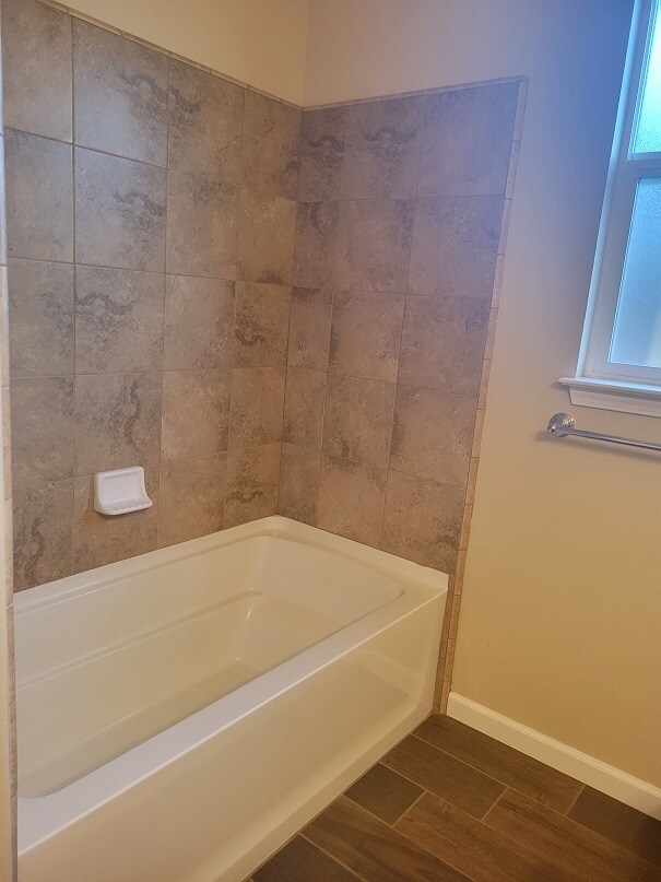 Building Photo - 227 Gooselake Cir