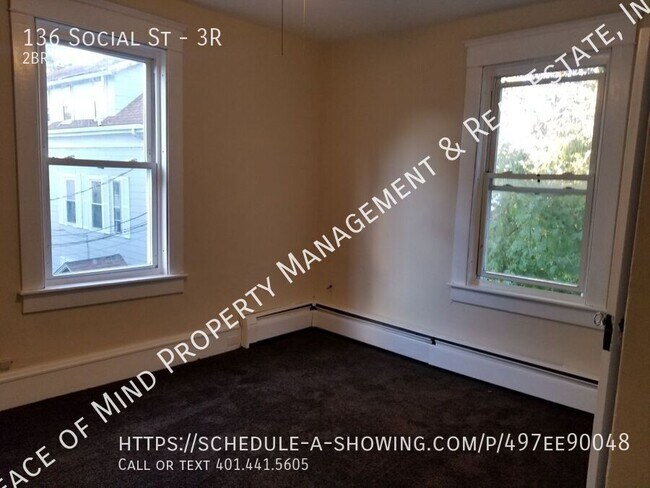 Building Photo - 136 Social St