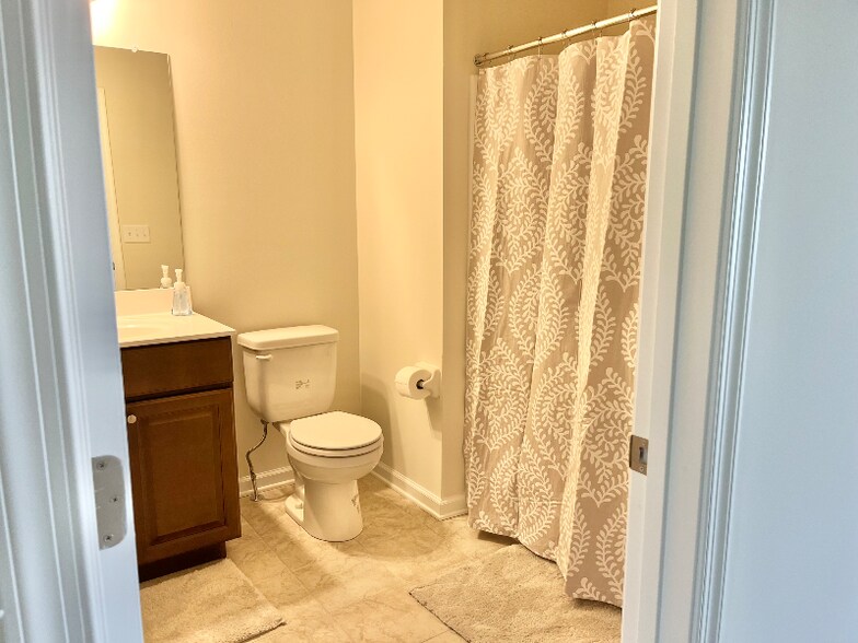 Building Photo - 1391 Black Forest Dr