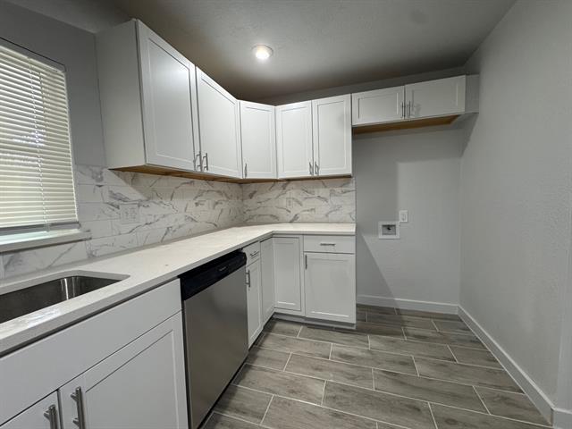 Building Photo - 309 Hillcrest St