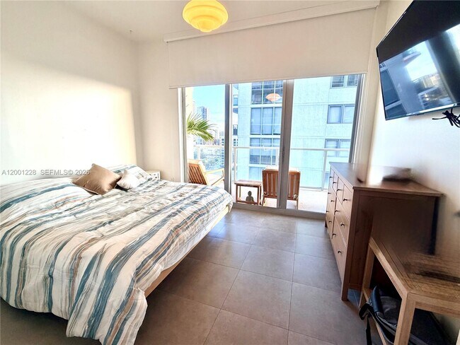 Building Photo - 3470 E Coast Ave