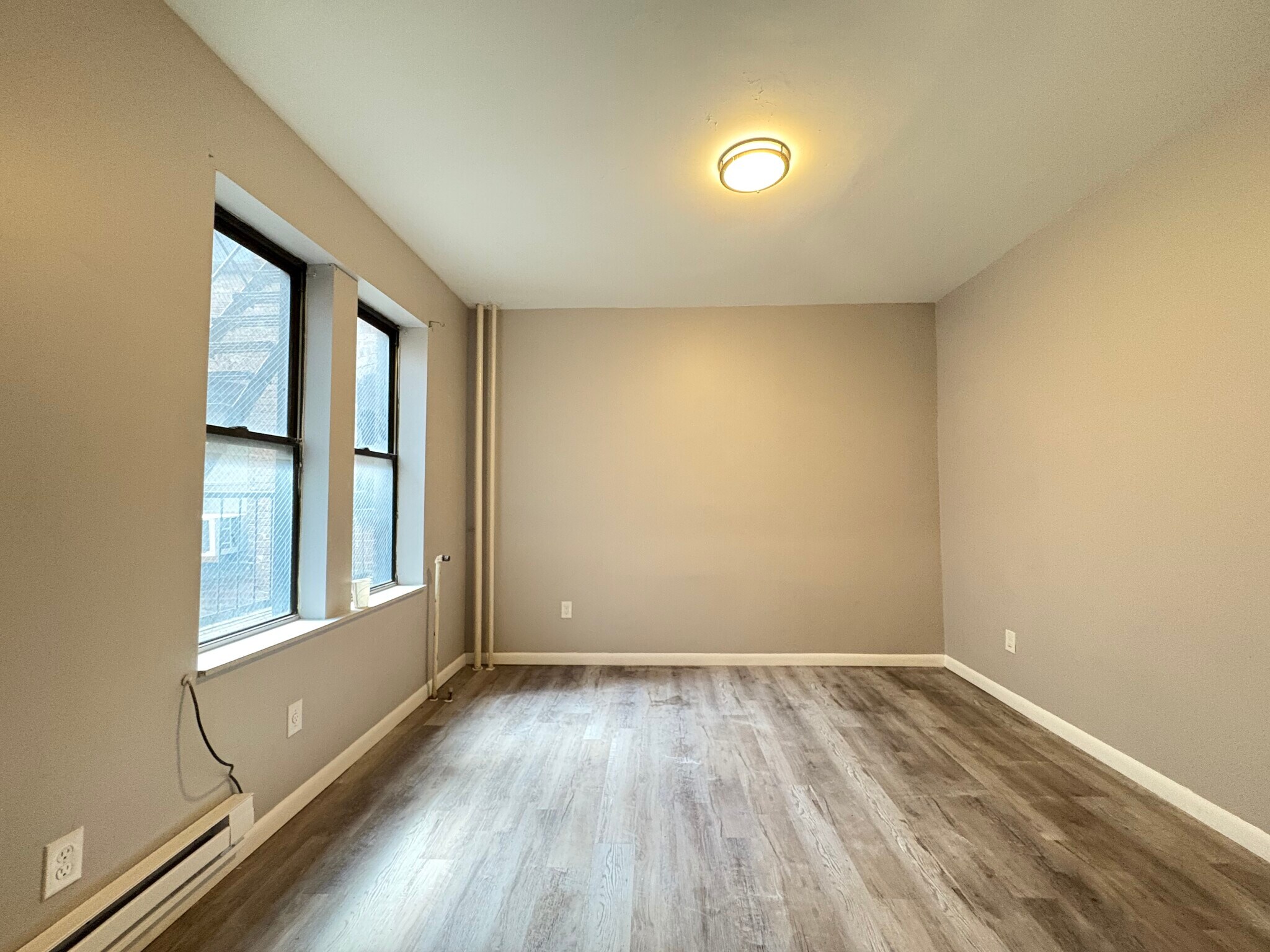 6 Bergen Ave 13 - 12 Bergen Ave