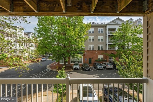 Building Photo - 4910 Barbour Dr