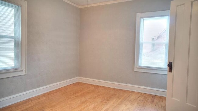 Building Photo - 2979 N Murray Ave