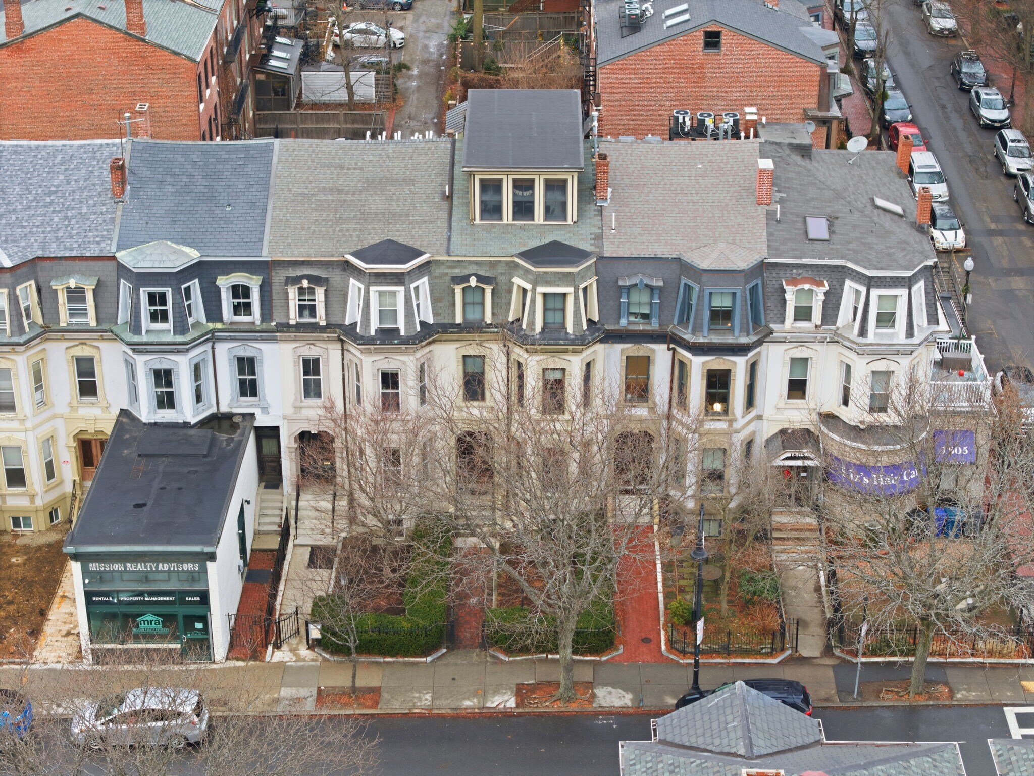 Building Photo - 1609 Tremont St