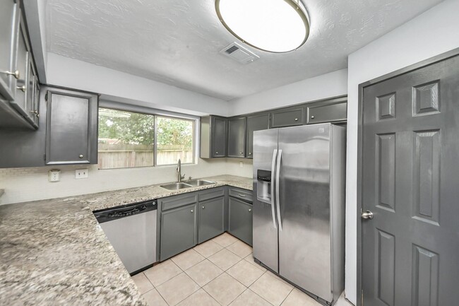 Building Photo - 21039 Northern Colony Ct
