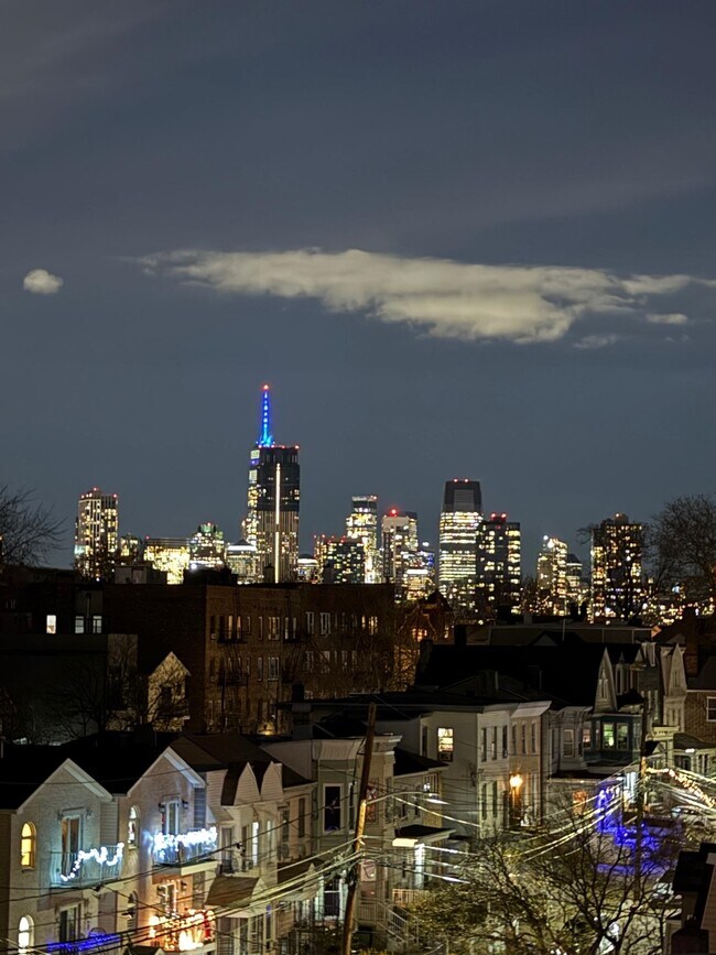 Building Photo - 61 Belmont Ave