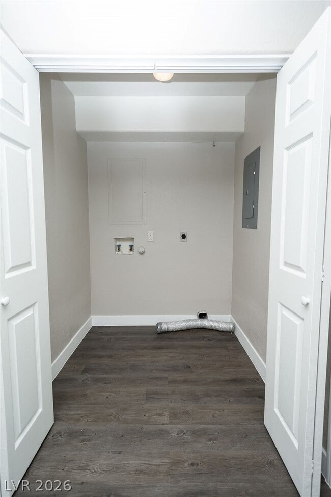 Building Photo - 2120 McMurray Dr