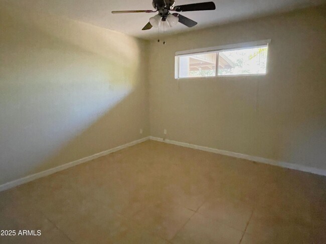Building Photo - 3646 E Montecito Ave