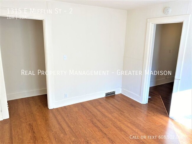 Building Photo - 1315 E Mifflin St