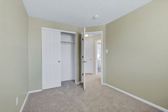 Building Photo - 5630 W 115th Ave