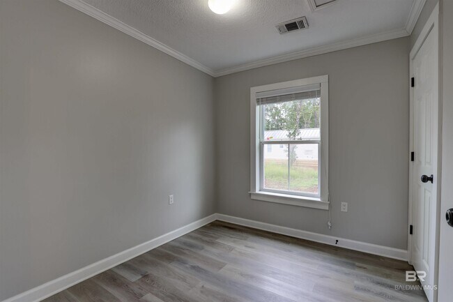 Building Photo - 6602 Co Rd 32