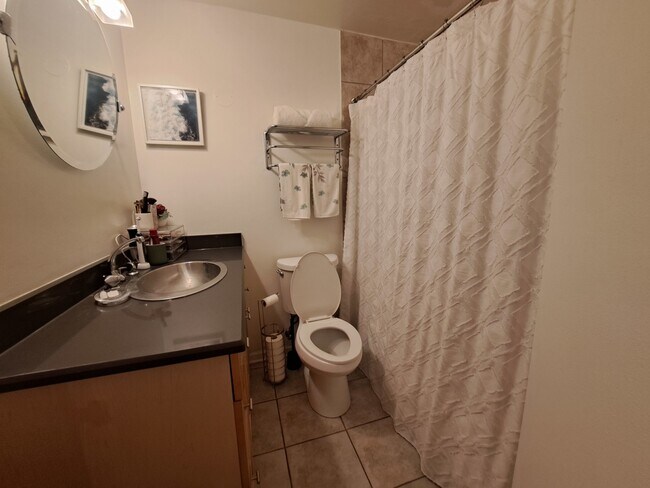 Building Photo - 211 E Ohio St