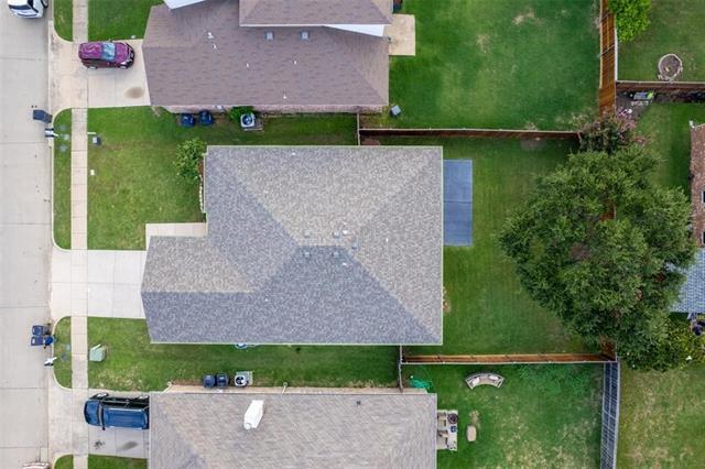 Building Photo - 1637 Thornhill Ln