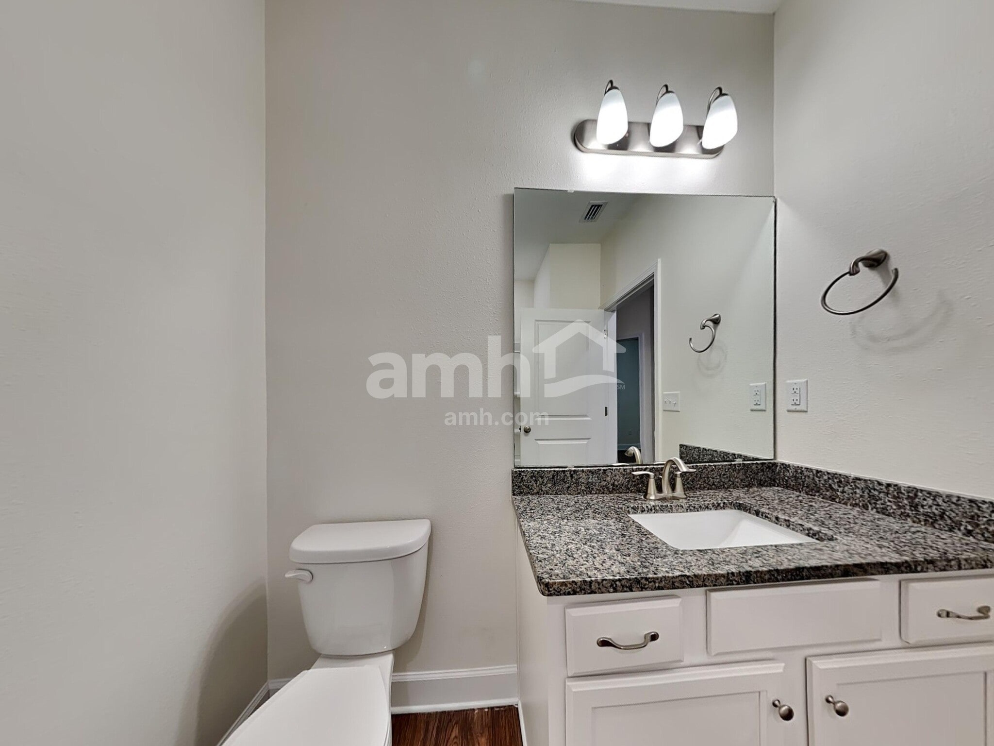 Building Photo - 105 Moultrie Crossing Ln