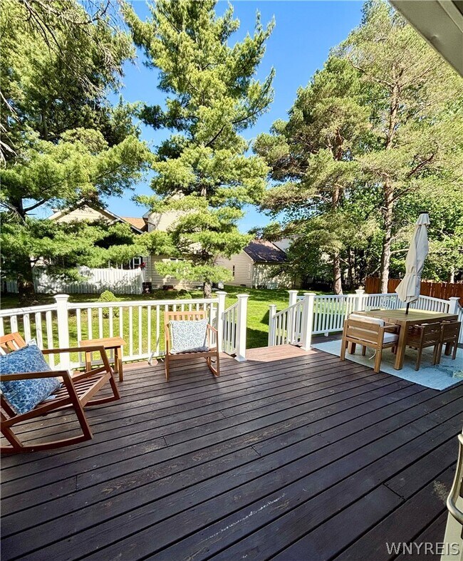 Building Photo - 6035 Whitegate Crossing