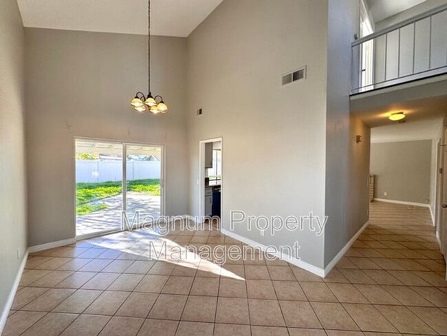 Building Photo - 24473 St Thomas Ave