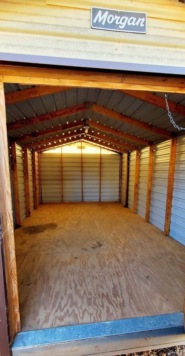 Building Photo - 3208 42nd St