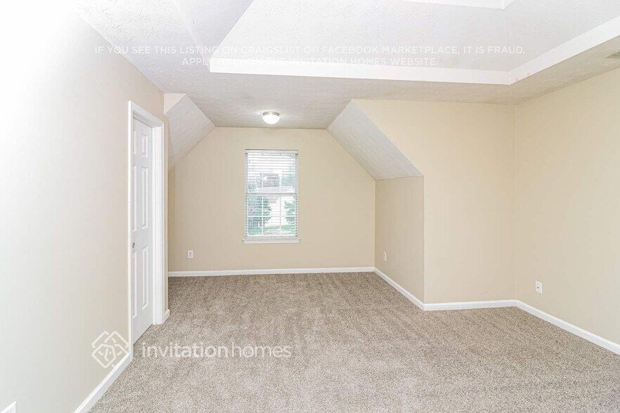 Building Photo - 200 Laura Cir
