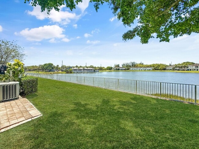Building Photo - 4102 Emerald Vista