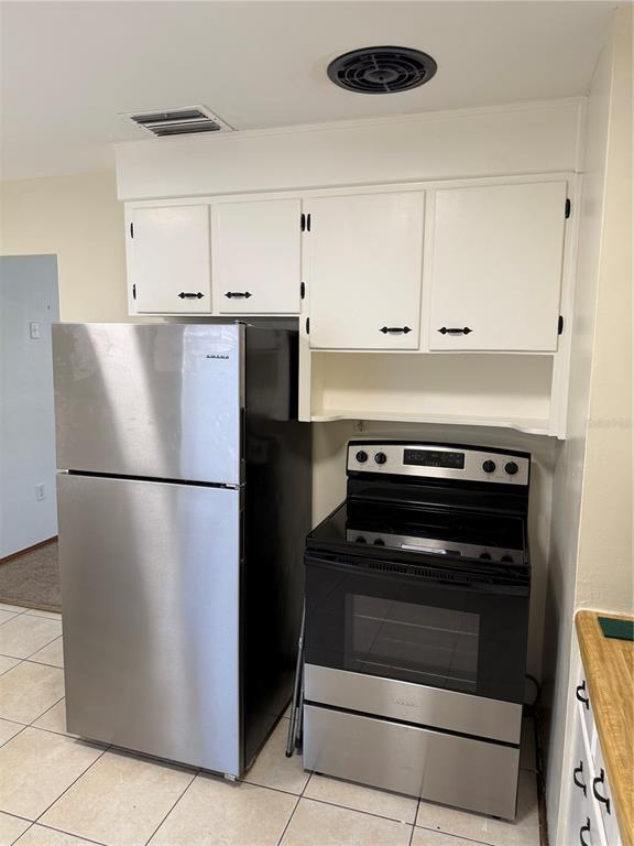 Building Photo - 1247 Lakeview Dr