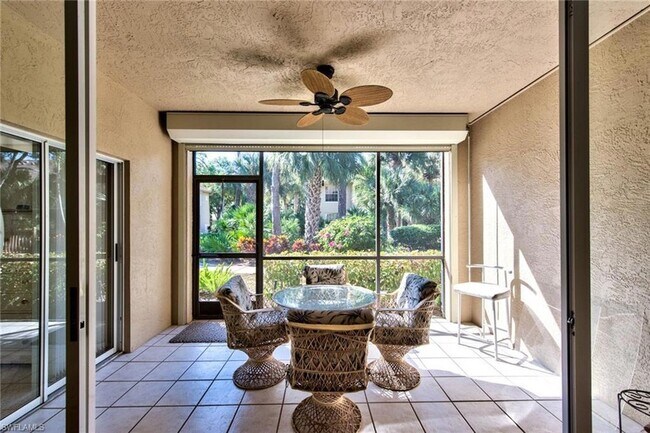Building Photo - 4200 Sawgrass Point Dr