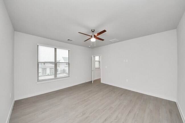Building Photo - 22019 Ferguson Mdw Ln