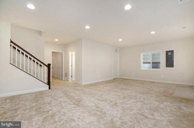 Building Photo - 13905 Bufflehead St