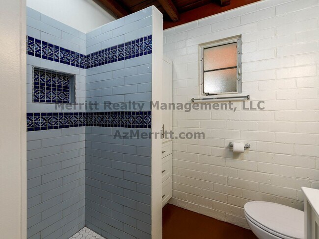 Building Photo - Palo Verde, 1017-1021