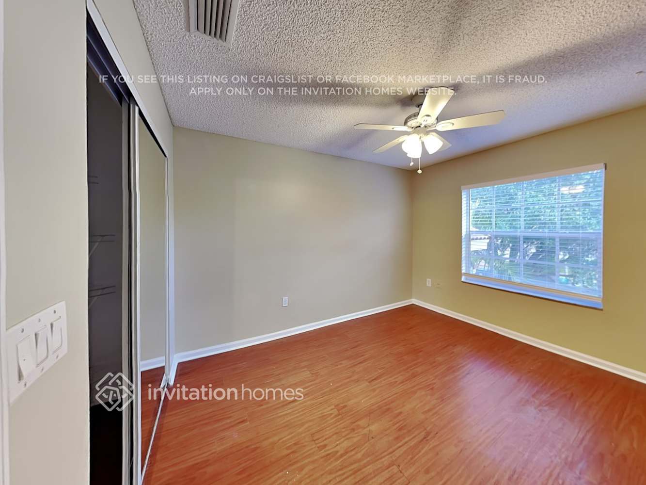 Building Photo - 11558 NW 6th Ct