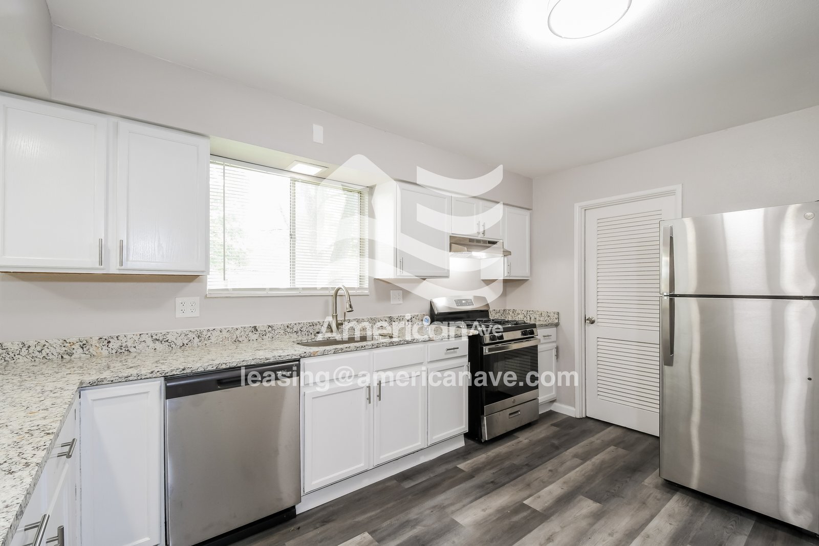 Building Photo - 1745 Kay Dr