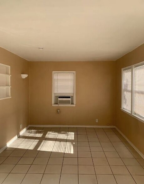 Building Photo - 1143 N Richey Blvd
