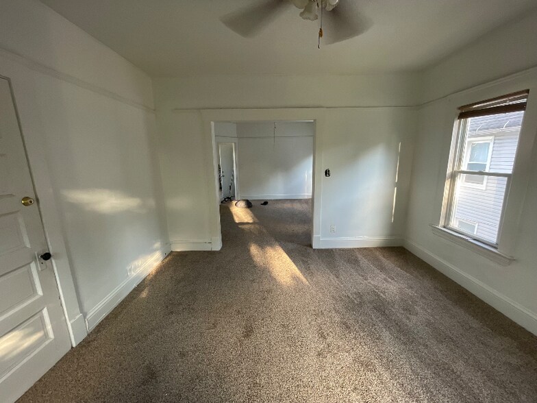 Building Photo - 3605 W 47th St