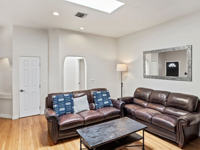 Building Photo - Sam Hughes Remodeled Home