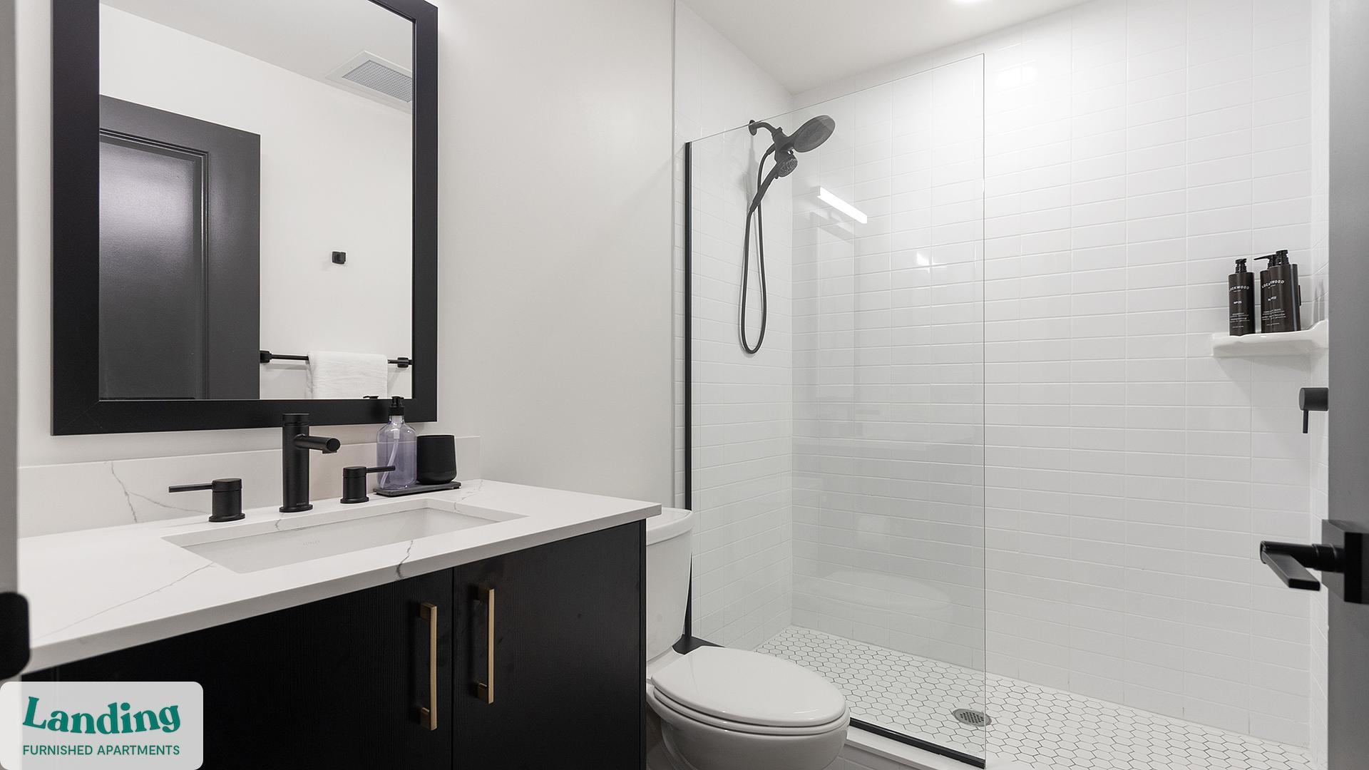 Building Photo - 221 Main St N