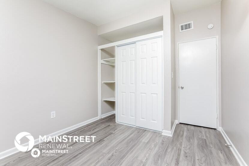 Building Photo - 6136 Bolling Dr