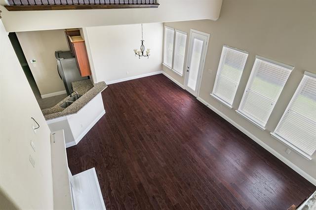 Building Photo - 573 Enfield Dr