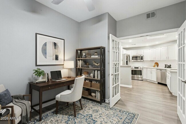 Building Photo - 14000 N 94th St