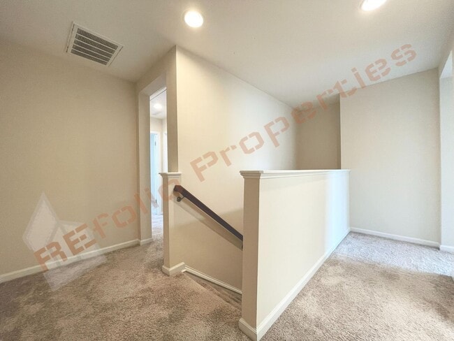 Building Photo - 1103 Laurel Twist Rd