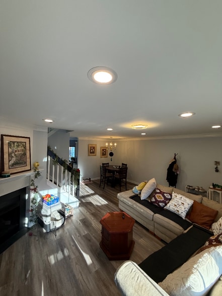 Building Photo - 3781 Winborne Ln