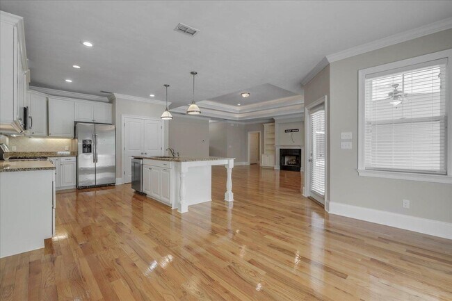 Building Photo - 2776 Palafox Ln